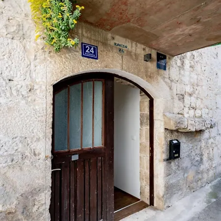New Rustic Tonko Appartement Split