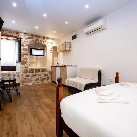 Апартаменти New Rustic Tonko *